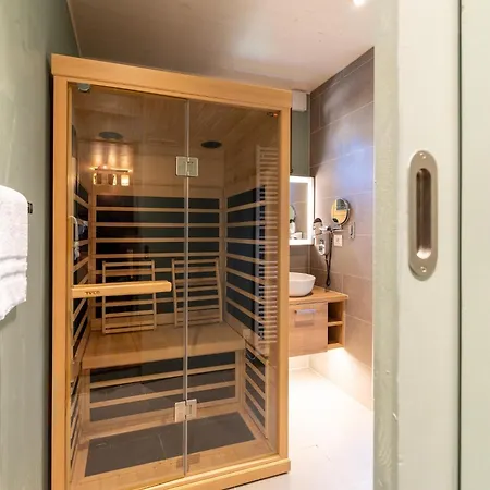 Holiday home Modern With Sauna & Pool Antoing